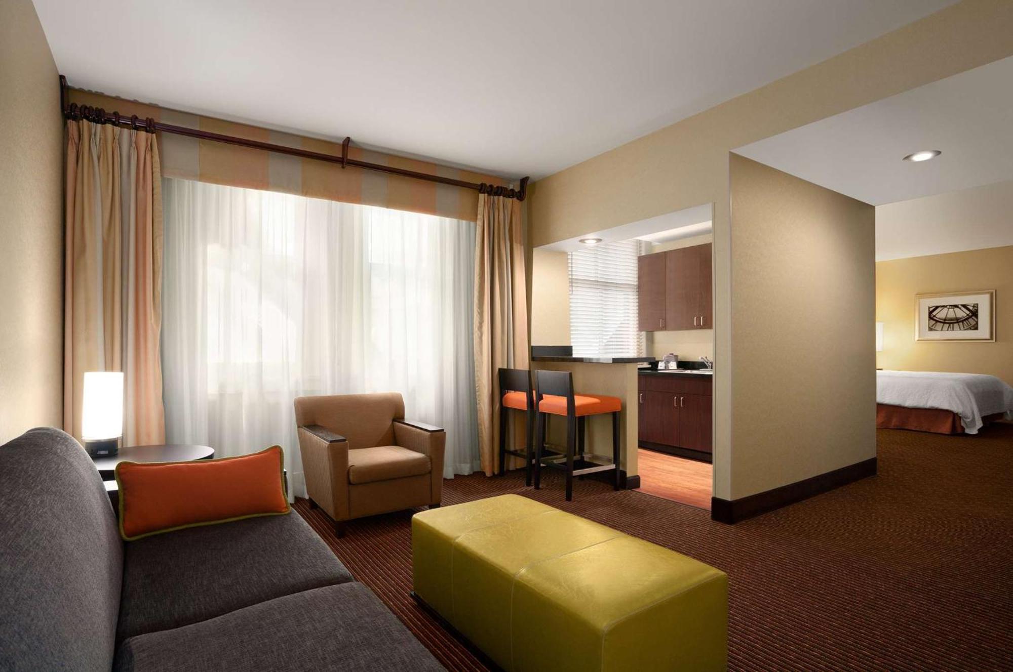 Hampton Inn And Suites Ogden Exterior photo